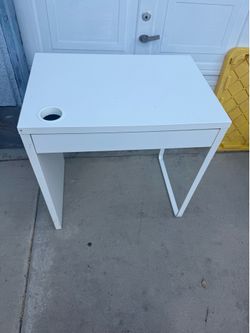 Small ikea desk
