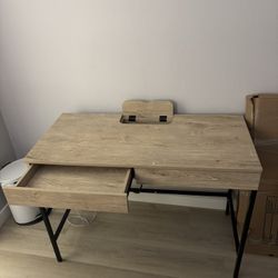 Desk With Outlets 