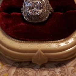 Vintage White Sapphire Size 7