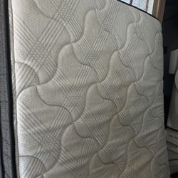 Mattress twin and boxspring