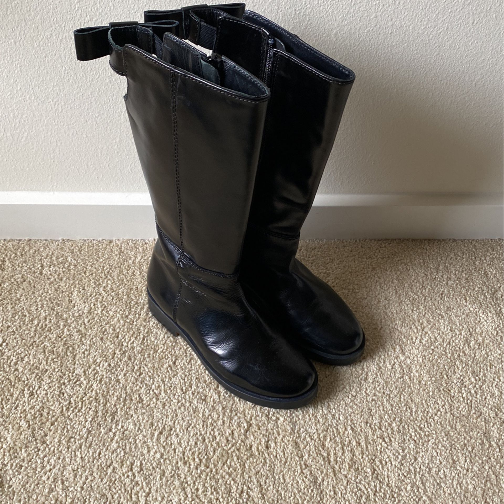 Girls Boots Size 31