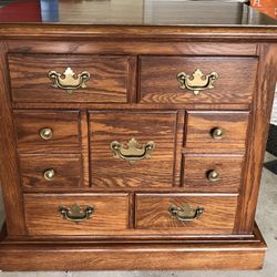 Pennsylvania House Chest Of Drawers