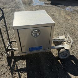 Stainless Steel Enclosure Tool Box For Tow trucks 24x24x24 In Great Condition