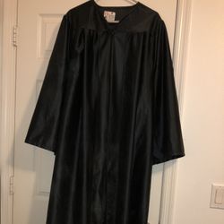 Black Graduation Robe 5’9 5’10