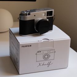 Fujifilm X Half