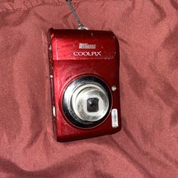 Nikon Coolpix Digital Camera – Works Great 📸
