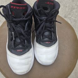 Jordan B' Loyal Size 2.5y
