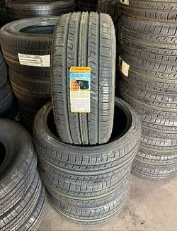 225 60 16 Nuevo Set de Llantas