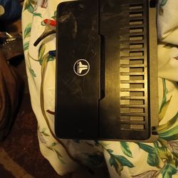 12" JL Subwoofers And Amplifier 