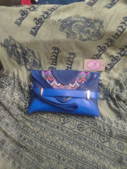 Sheriff clutch blue.