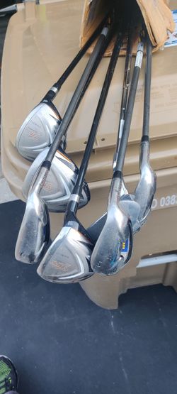 Golf Clubs 