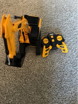 Excavator remote control toy