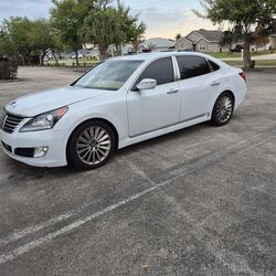 2015 Hyundai Equus