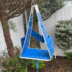 Sailboat Work Chair With Tool Storage Pouches Used One Time