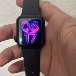 apple watch SE 2