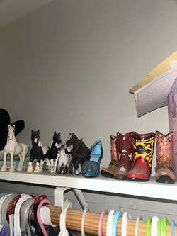 Schleich horses and ceramic boots