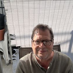 Men’s Long Sleeve Sweaters Size 2xl 