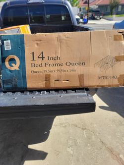 BED FRAME QUEEN