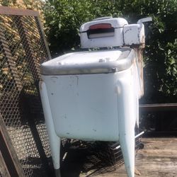 Yard Art Wash Machine 