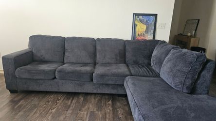 L SHAPE COUCH Ashley Furniture