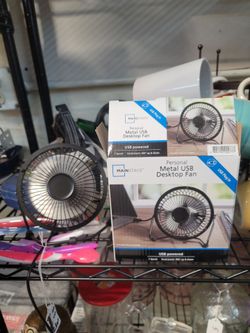Mainstay personal metal USB desktop fan works good