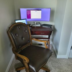 Cherry Wood Desk with Drawers
