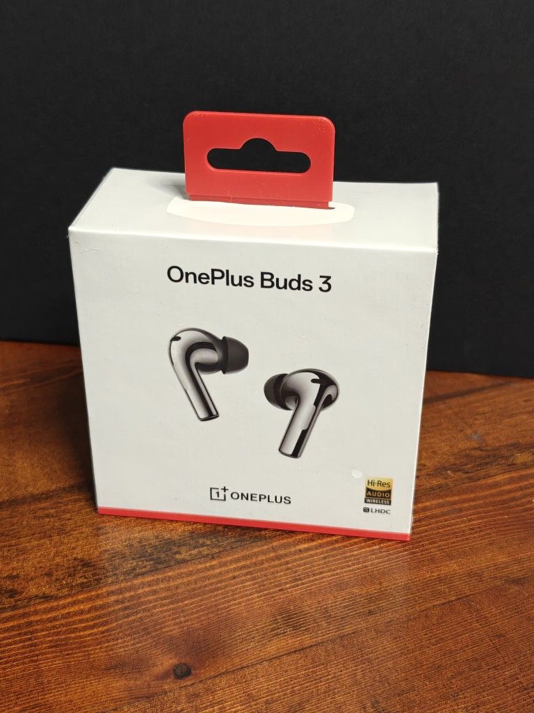 Wireless Noise cancelling earbuds - OnePlus Buds 3
