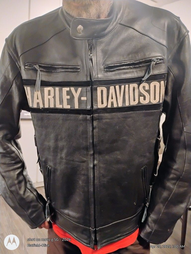 REAL HARLEY DAVIDSON LEATHER JACKET
