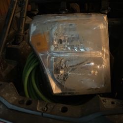 2015 F250 Head Light