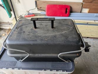 Small portable propand BBQ