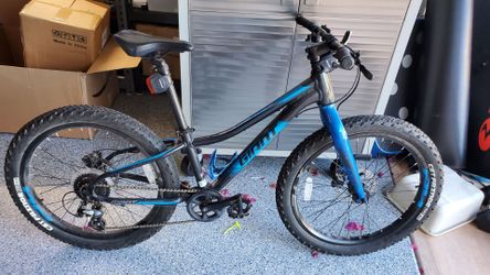 Giant XTC Jr bicycle. Excellent condition