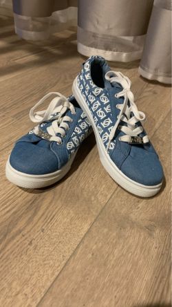 Girl Shoes size 2 /3