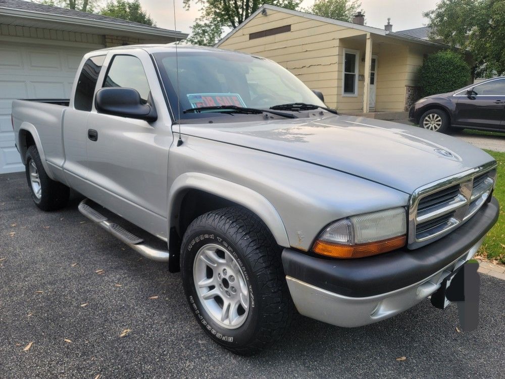 2004 Dodge Dakota