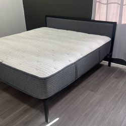 King Bed With Mattress. 