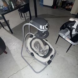 Graco Simple Sway Baby Swing