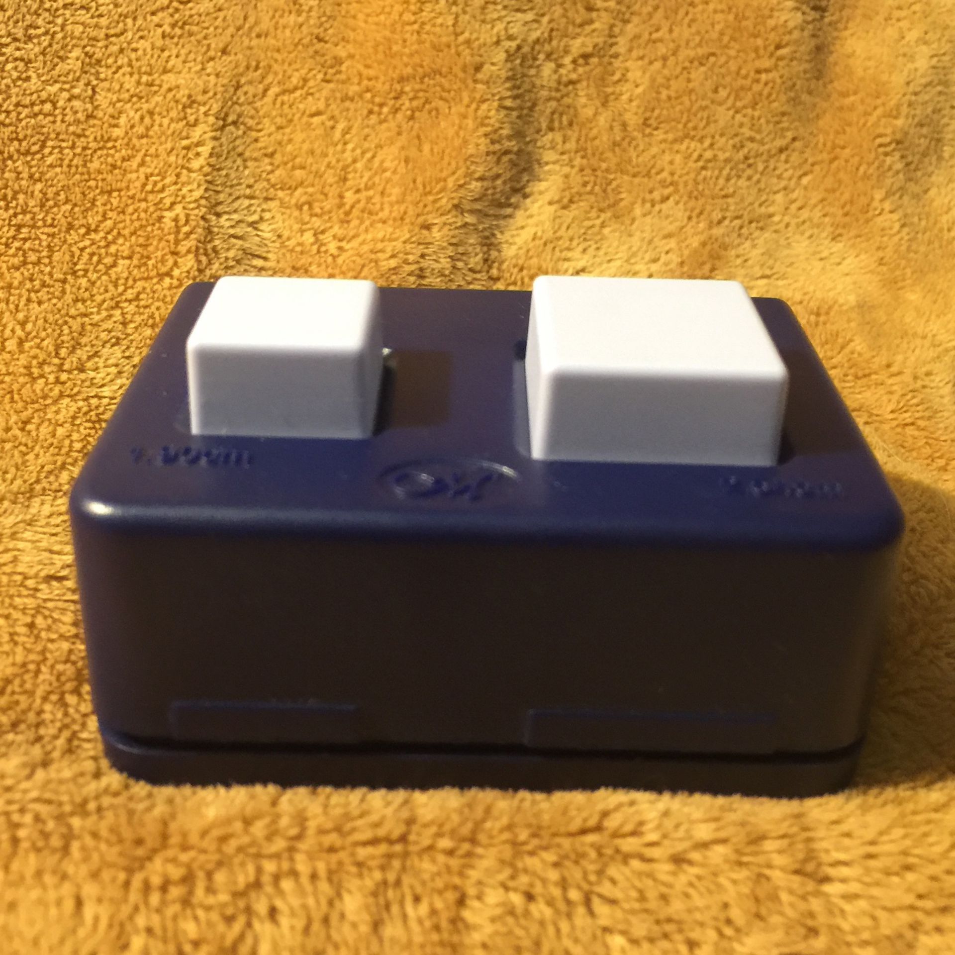 Creative Memories Mini-Square Maker 3/4”-1”