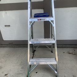 Keller Heavy Duty Aluminum 4' Ladder 