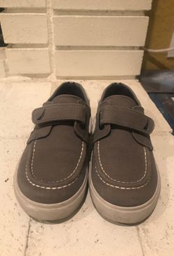 NAUTICA BOY SHOES