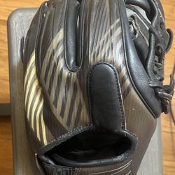 2023 Rawlings RH Infield REV1X Baseball Glove 11.5"
