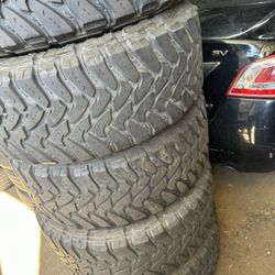 35x12.50x20 Trailbusters 5 Tires