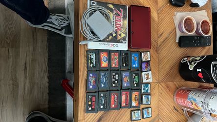 Nintendo 3DS w/bundle of games