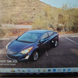 Hyundai Elantra 2016 Looks New