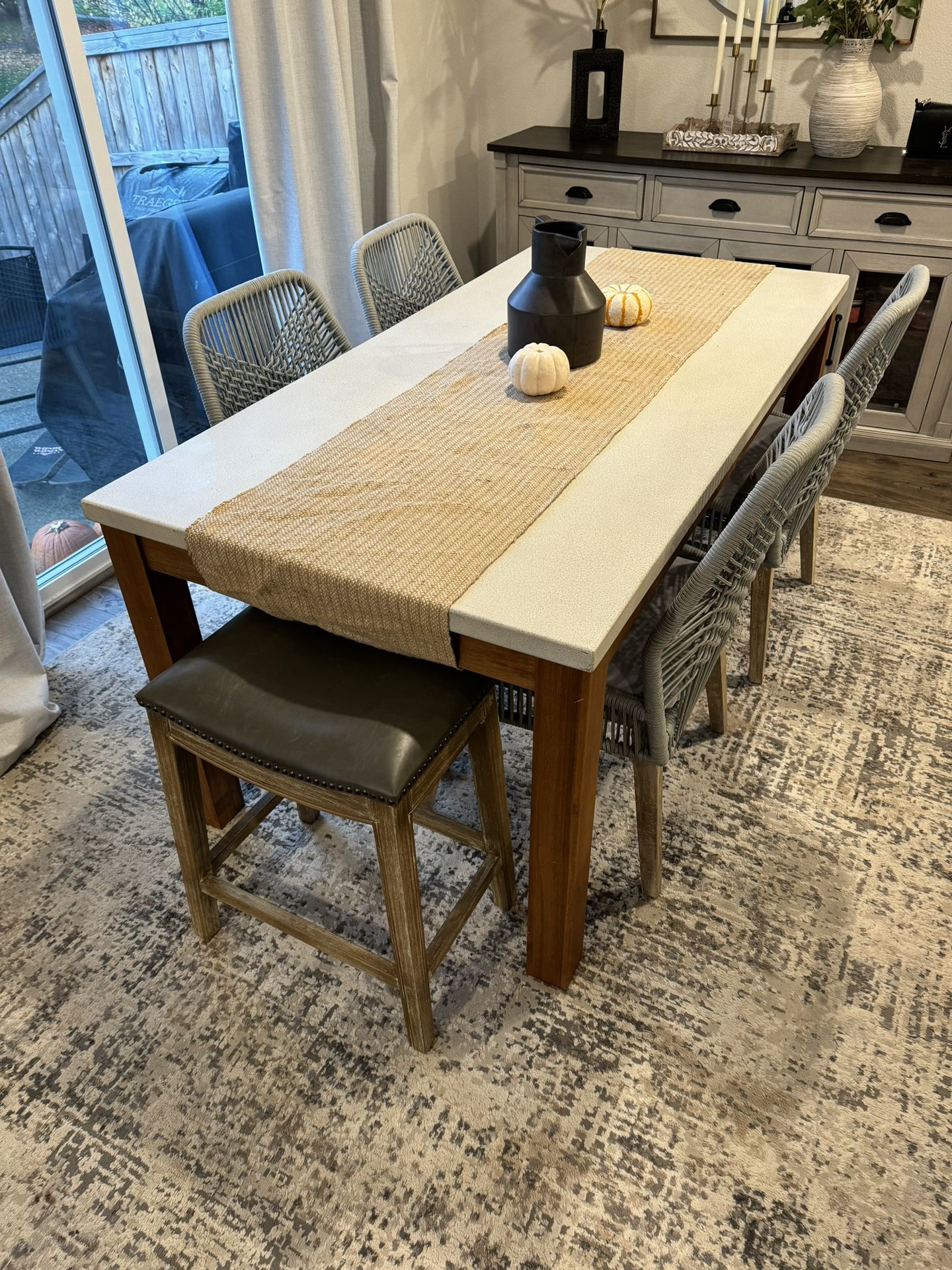 Dining Table / Patio Table