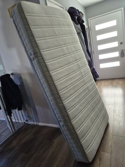 Twin Matress- Ikea