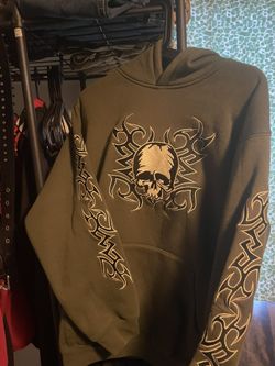 Skull Silver Point Hoodie