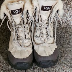 Women's Ugg Snow Boots