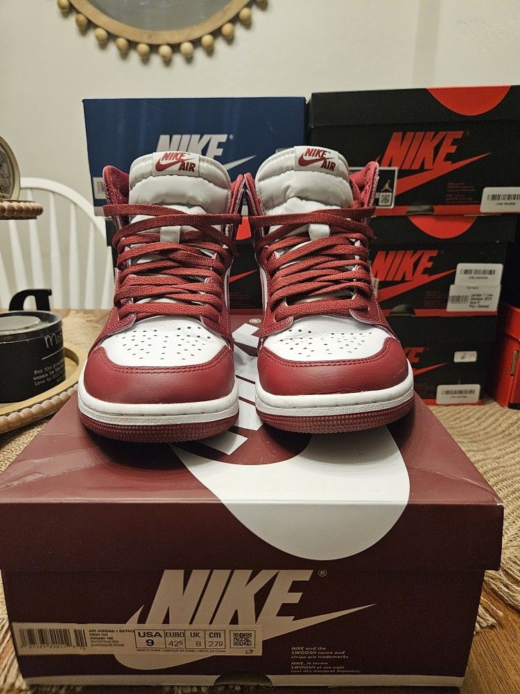 Jordan 1 High Team Red