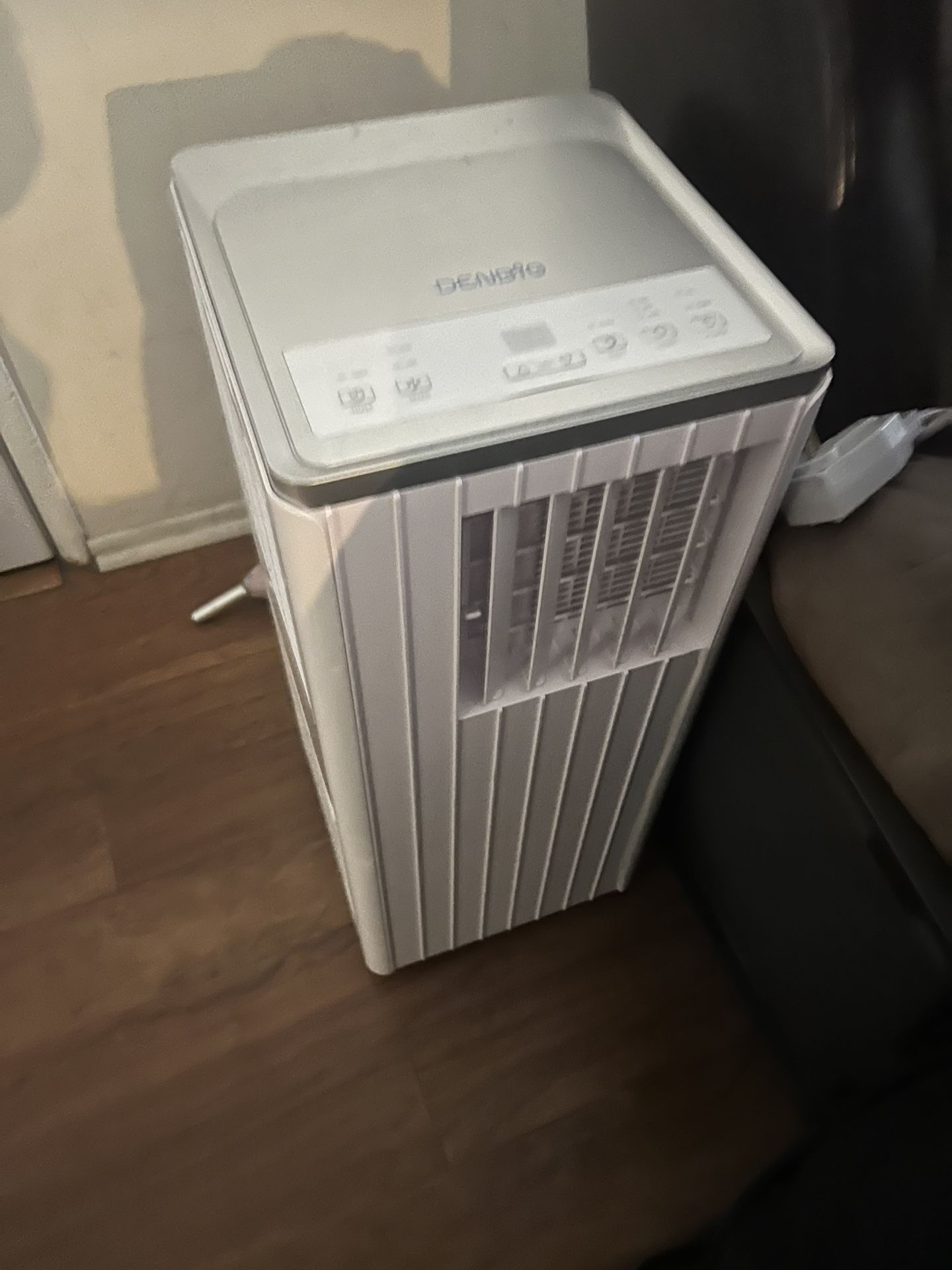 Denbig Air Conditioner 