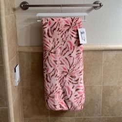 Jessica’s Simpson Plush Toddler Blanket - for infant, toddler, kid, girls