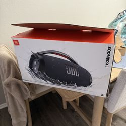 JBL boombox 3 ( NEW ) 
